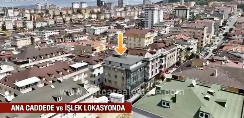 Gebäude Zu verkaufen in Fındıklı Bz. Maltepe Aydınevler - 296 m²