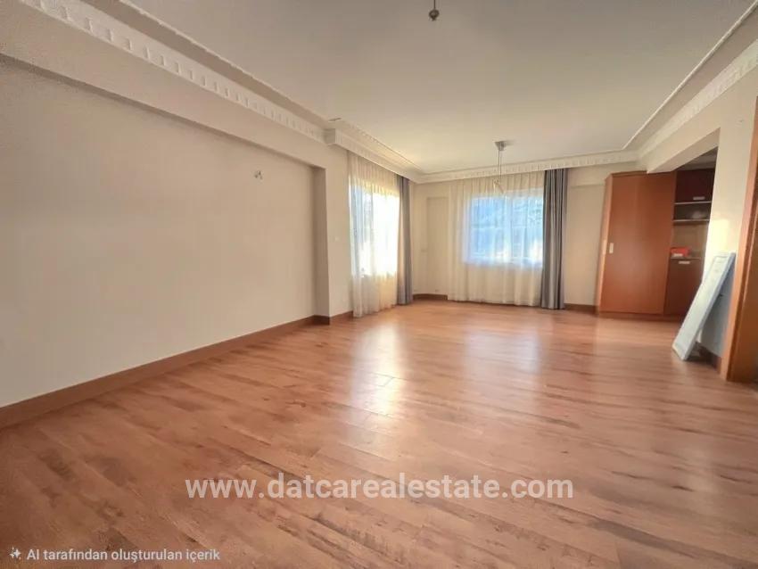 3+1-Zimmer Appartement Zu verkaufen in Armutalan Bz. Marmaris - 140 m²