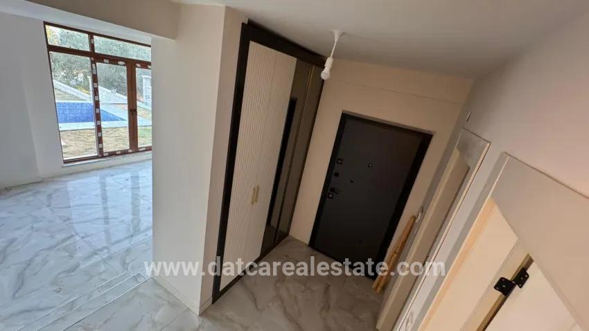 3+1-Zimmer Villa Zu verkaufen in Kızılyaka Bz. Ula - 465 m²