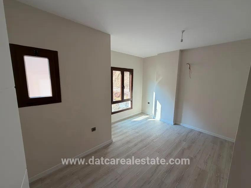 2+1-Zimmer Einfamilienhaus Zu vermieten in Çetibeli Bz. Marmaris - 140 m²
