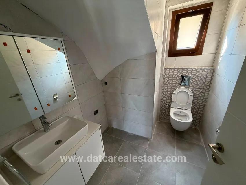2+1-Zimmer Einfamilienhaus Zu vermieten in Çetibeli Bz. Marmaris - 140 m²