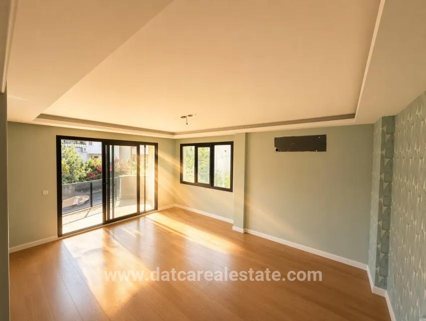 3+1-Zimmer Appartement Zu verkaufen in Armutalan Bz. Marmaris - 140 m²