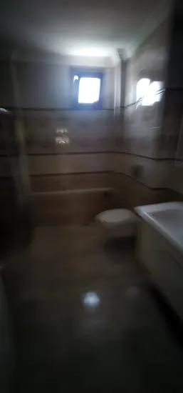 In Beldibi befindet sich In einem jungem Gebäude Im Zustand null eine luftige und große 3+1 Mietwohnung