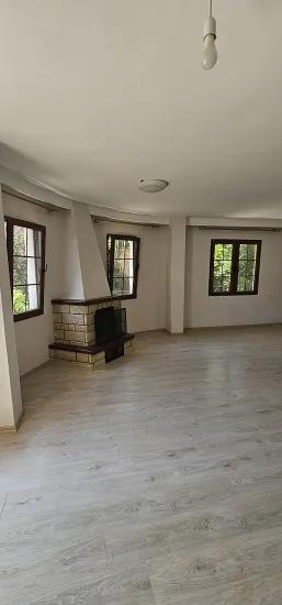 Armutalan Nachbarschaft 3+1 Zu verkaufen Freistehend Duplex Villa