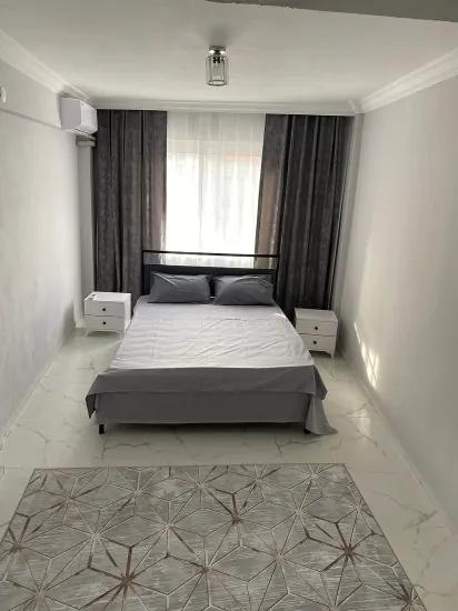 2+1 möblierte Mietwohnung Sarıana Viertel