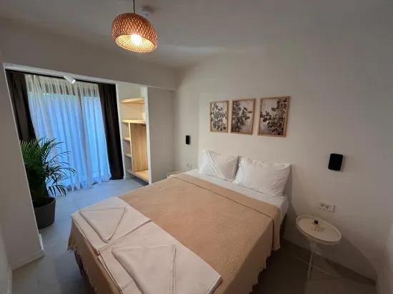 Marmaris Çıldır, 30 m zum Meer, neu, luxuriös, mit Garten, möbliert, zu vermieten, 2+1