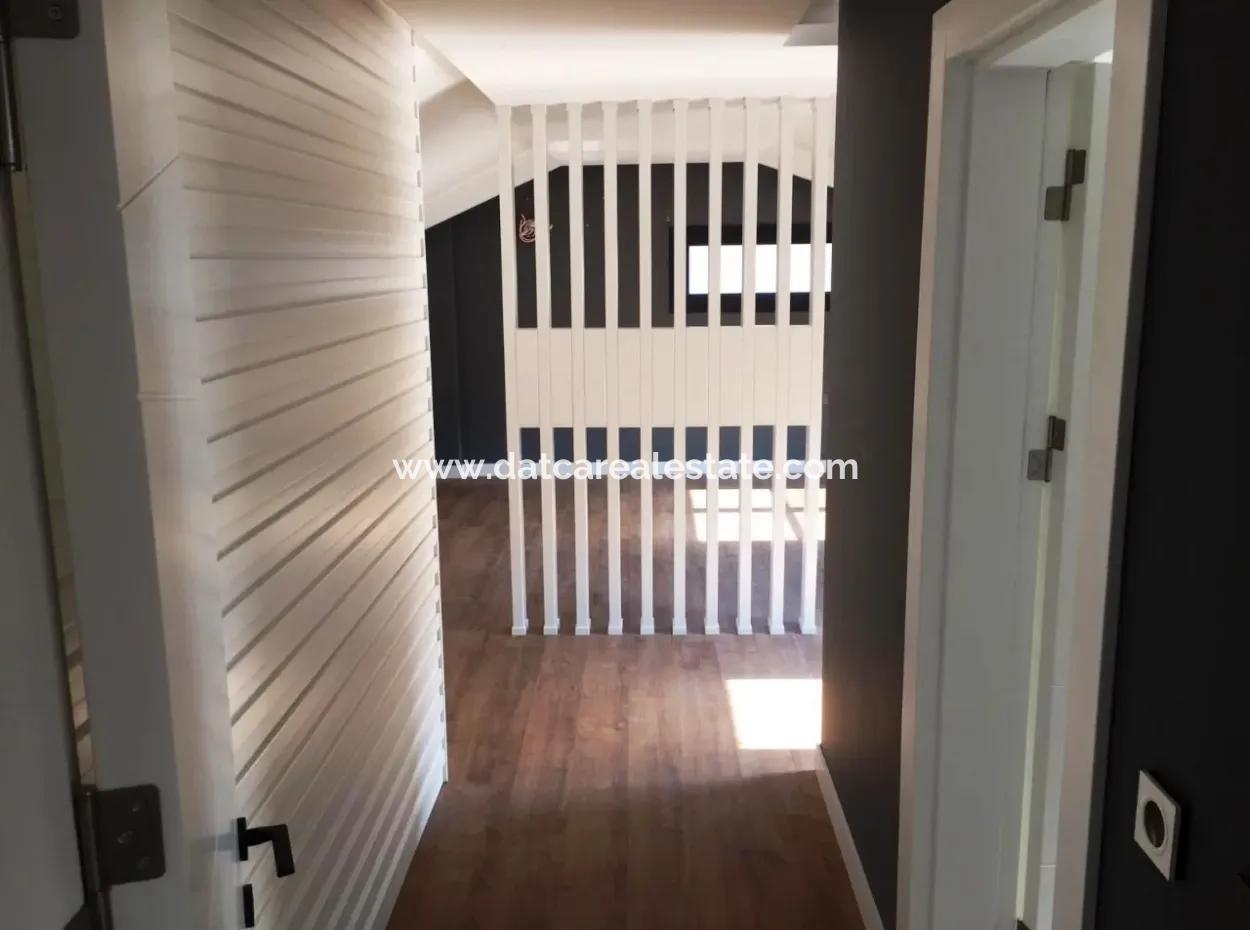 Schöne Villa Zum Verkauf In Marmaris Beldibi District, Villa Smart-Villa 220 M2 4 Zimmer 2 Wohnzimmer