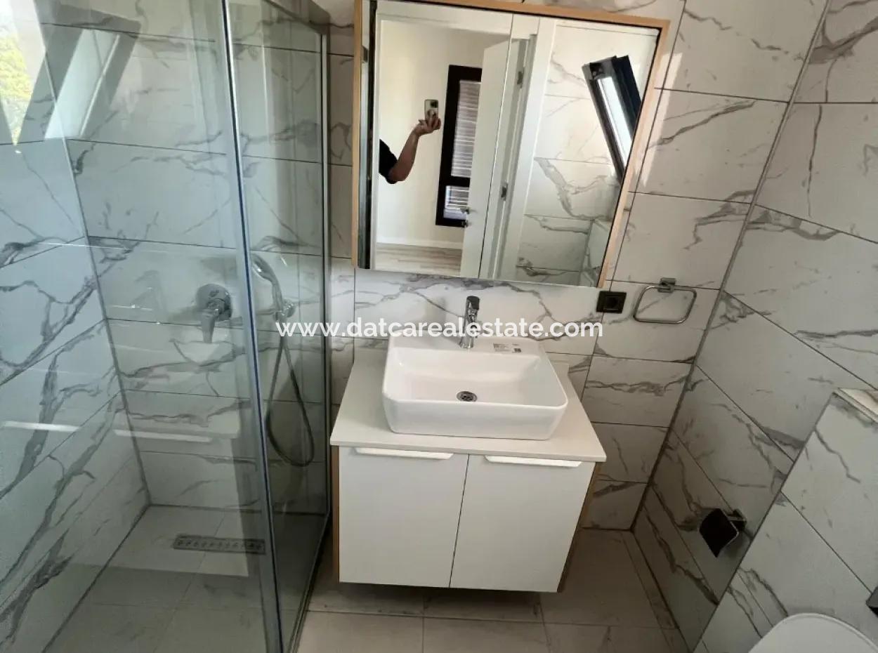 Villa Zum Verkauf In Marmaris Çetibeli Nachbarschaft Mit 3 Schlafzimmern Und 3 Bädern In Einem Komplex Mit Freistehendem Garten Und Swimmingpool Mit Waldblick