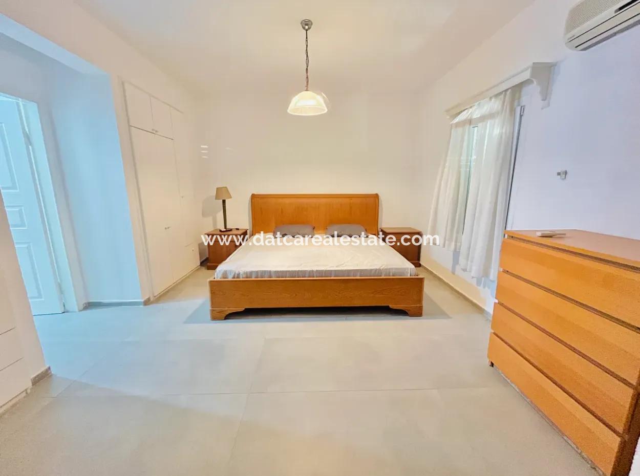 Sie Sind Nur Wenige Schritte Vom Meer Entfernt. Wirklich! Wohnung Direkt Am Wasser.