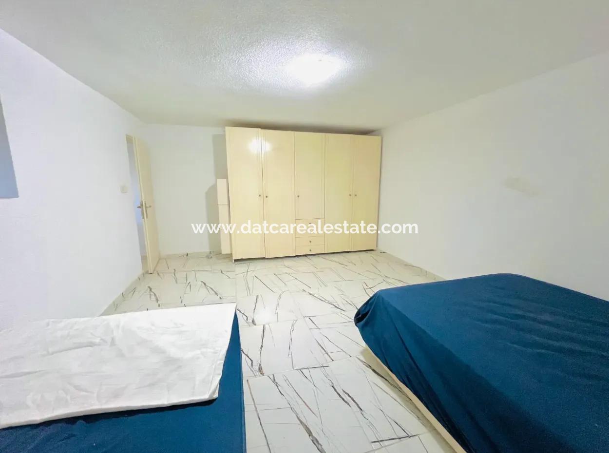 Sie Sind Nur Wenige Schritte Vom Meer Entfernt. Wirklich! Wohnung Direkt Am Wasser.