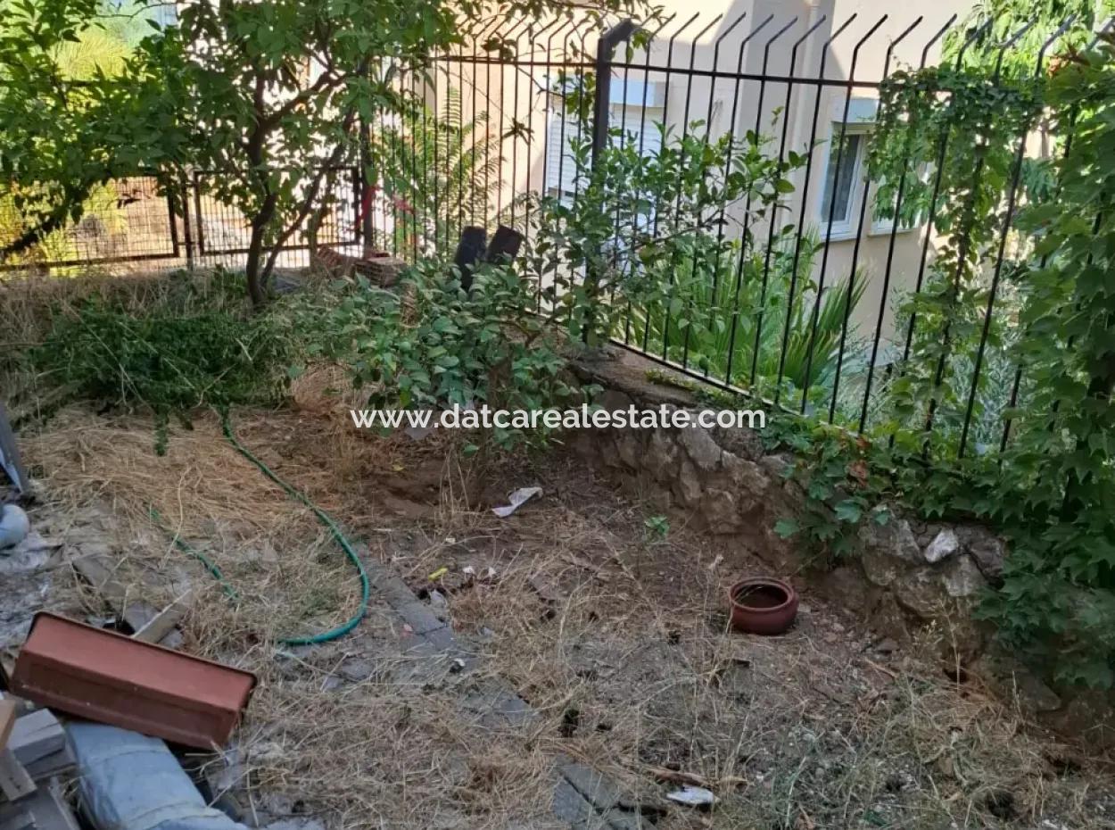 Armutalan Neighborhood 3÷1 Freistehendes Dreifachhaus Zum Verkauf