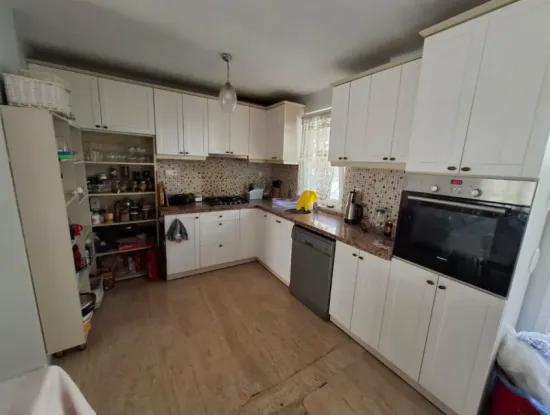 Armutalan Neighborhood 3÷1 Freistehendes Dreifachhaus Zum Verkauf