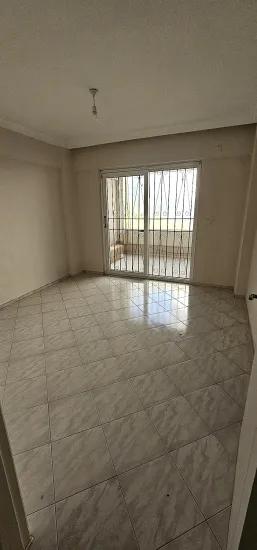 2+1 Wohnung In Der Nachbarschaft Çıldır Mietwohnung