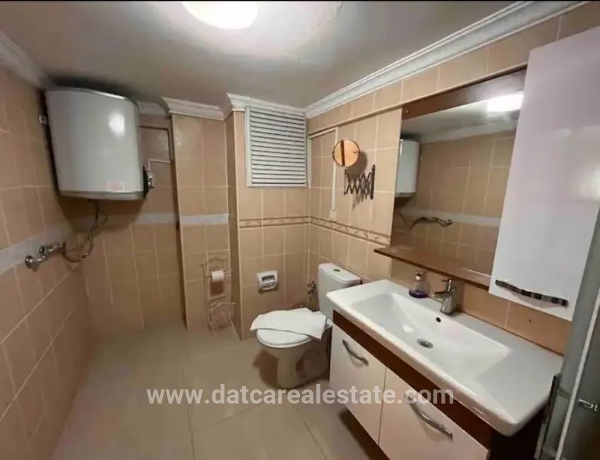 2+1 Bedroom Apartment For sale in Çıldır Nbh. Marmaris - 100 m²
