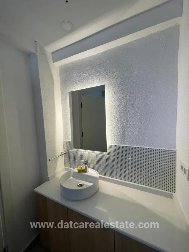 3+1 Bedroom Apartment For sale in Çıldır Nbh. Marmaris - 130 m²