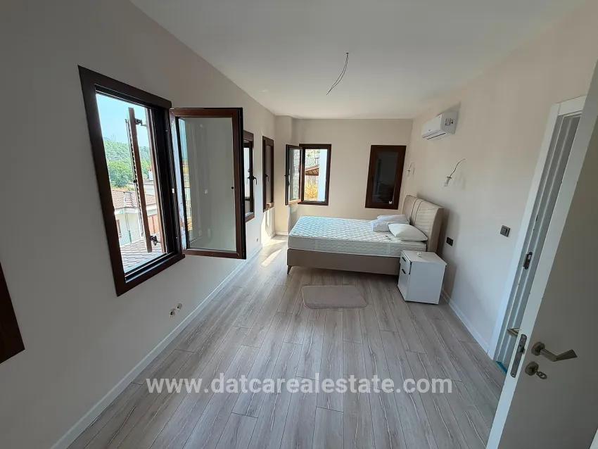5+1 Bedroom Villa For rent in Çetibeli Nbh. Marmaris - 220 m²