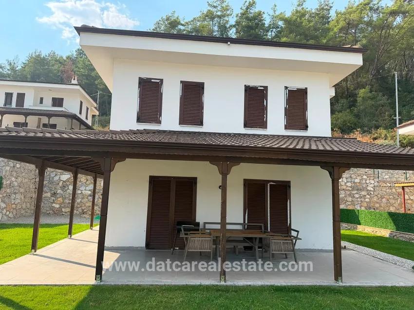 5+1 Bedroom Villa For sale in Çetibeli Nbh. Marmaris - 220 m²