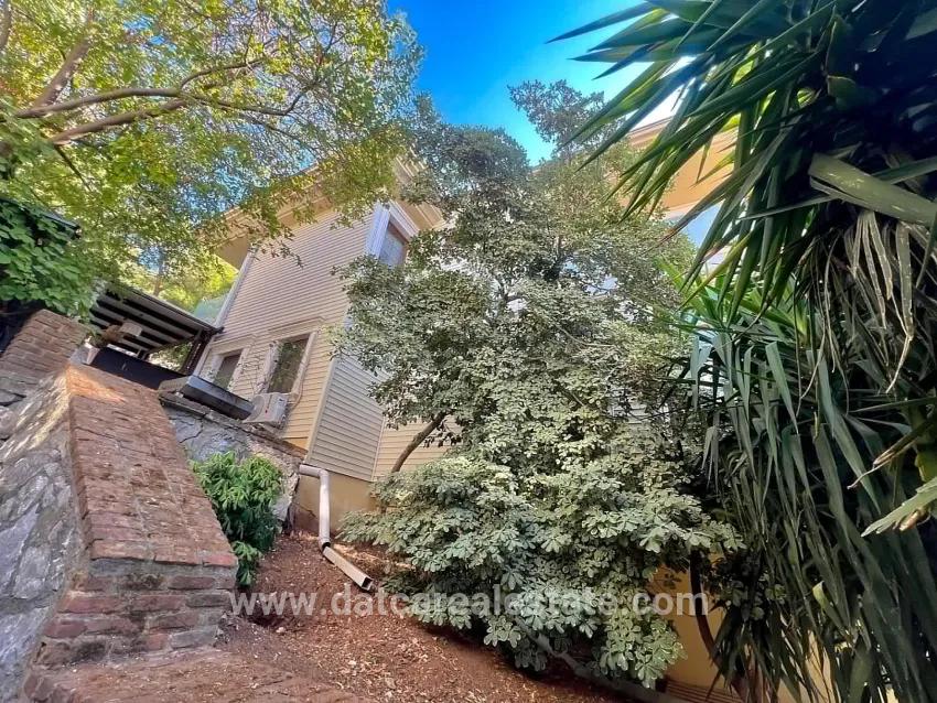 4+2 Bedroom Detached house For sale in Armutalan Nbh. Marmaris - 970 m²