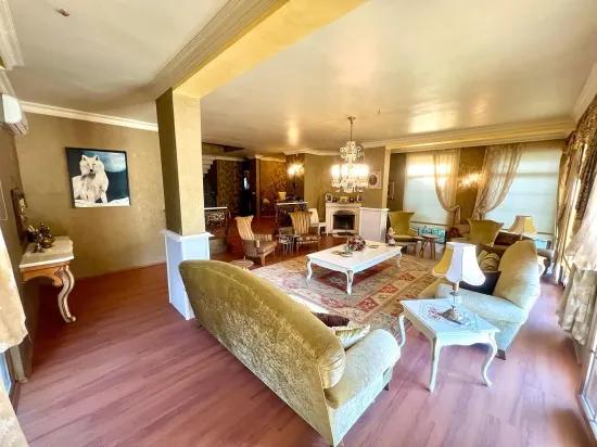 For Sale 4+2 Villa – 970 m² Land Share – Armutalan