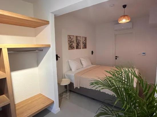 Marmaris In Çıldır 30 m to the sea Brand new Luxury Garden Furnished For rent 2+1