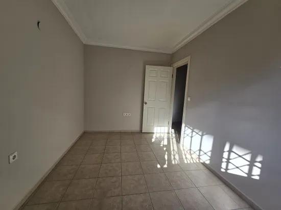 Çıldır Neighbourhood In Genç Building 3+1 Rental Apartment