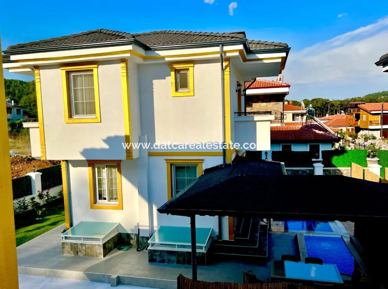 3 Rooms, 1 Living Room, 3 Bathrooms, Ultra-Luxury Daily Rental Villa With Fully Detached Swimming Pool In Marmaris Cetibeli Neighborhood