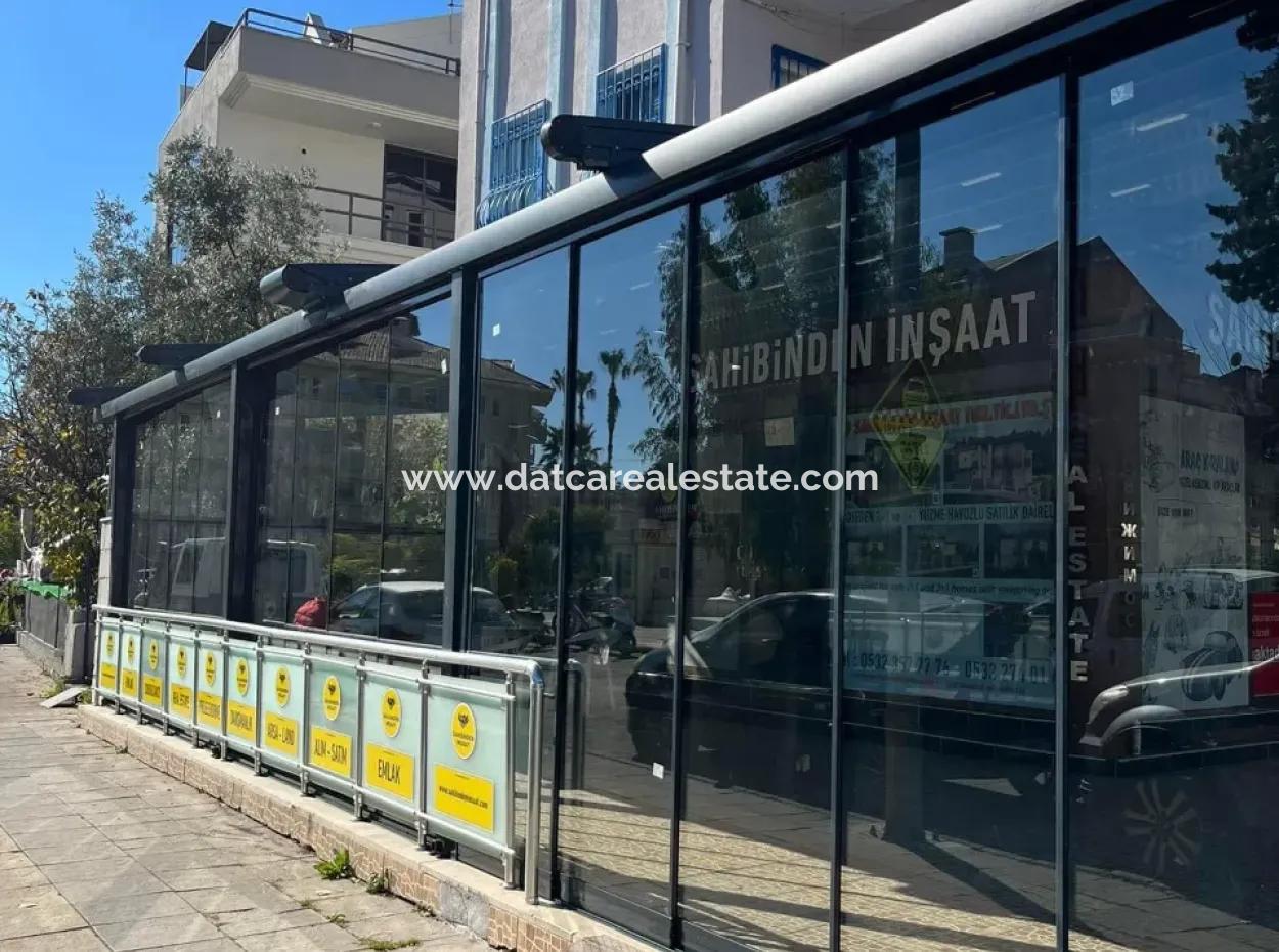 In The Center Of Marmaris, 128M2 Ground Floor And 30M2 Ground Floor, 2 Title Deed Corners With A Lower Floor, Emergency Sale Store Suitable For Every Job