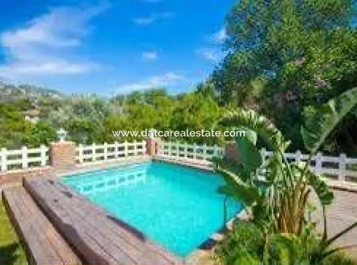 3 Rooms 1 Living Room 140M2 2 Villas For Sale With Swimming Pool With Magnificent Sea View In Selimiye Neighborhood Of Marmaris District