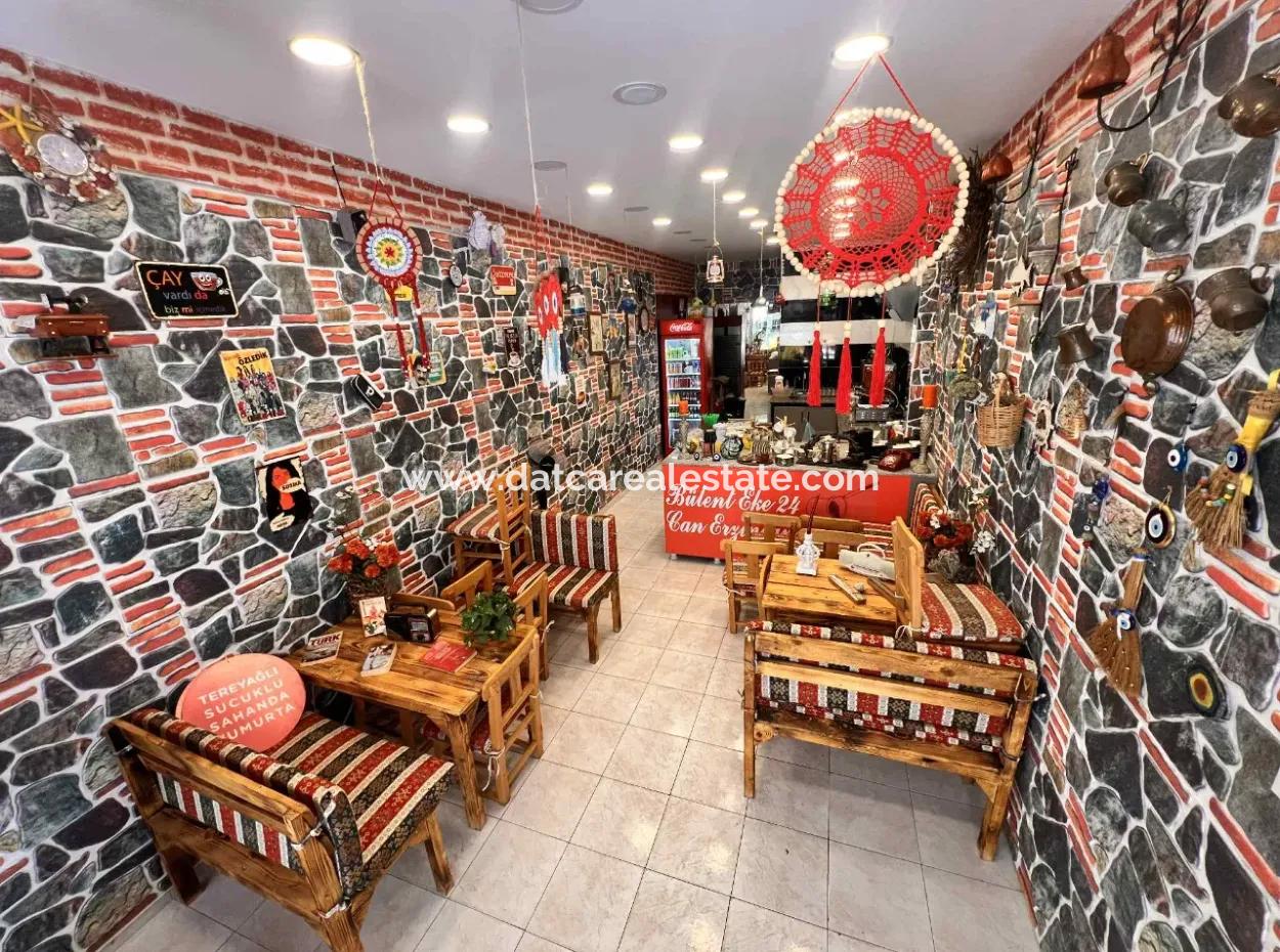 Shop For Sale In The Bustling Center Of Marmaris With Ready Customers With Its Unique Concept