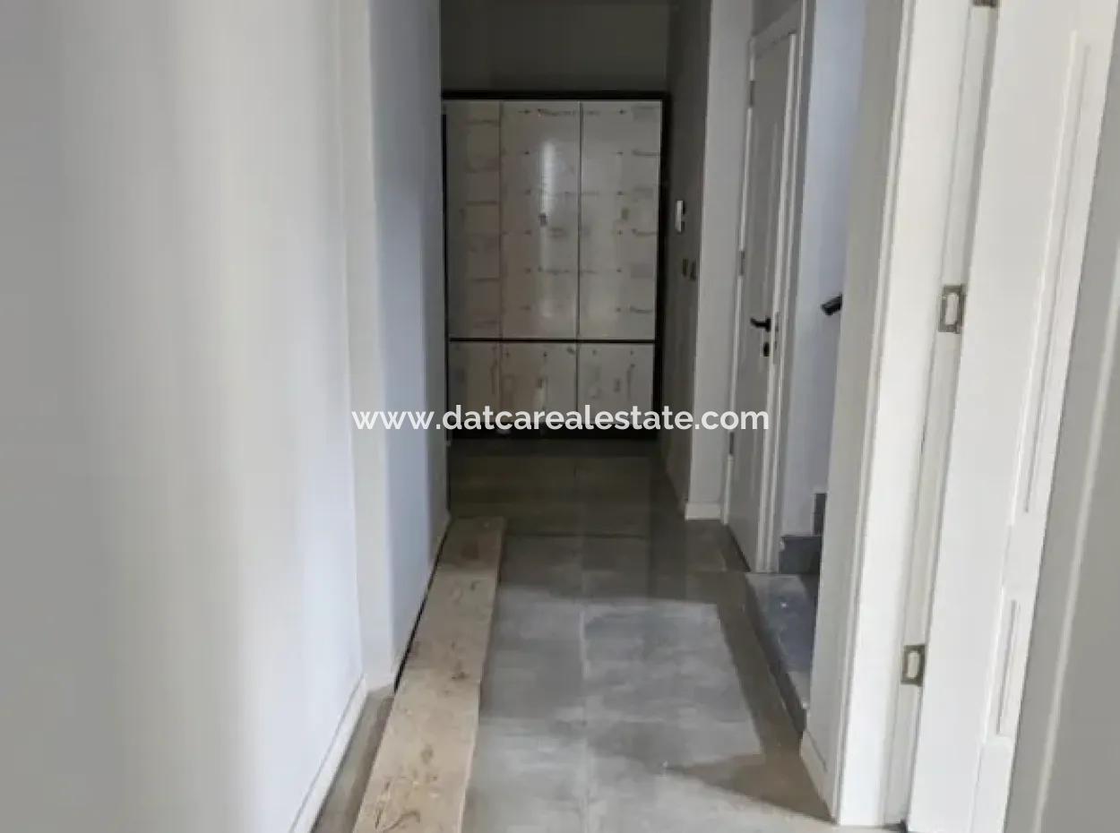 Siteler Neighborhood 3 1 Upper Duplex Flat For Sale