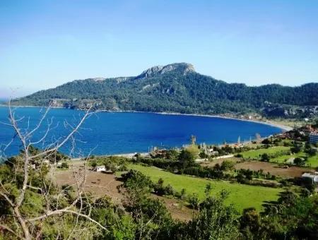 21000M2, Owns The Marina Hotel At The Sea Kumlubük Bay And Land For Sale