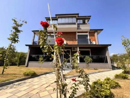 Investment Opportunity In The Hidden Paradise Of Marmaris: Luxury 5 Units Of 2 1 110M2 Apartments In 838M2 Plot Are Only 15 Km Away From Marmaris,