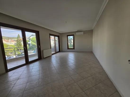 Çıldır район в Genç Bina 3+1 квартира сдаётся