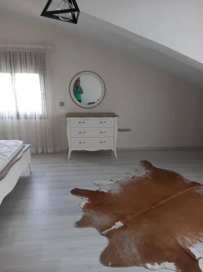 Çıldır Район 7 Лет В Молодом Здании 3+1 Меблированная Арендная Квартира