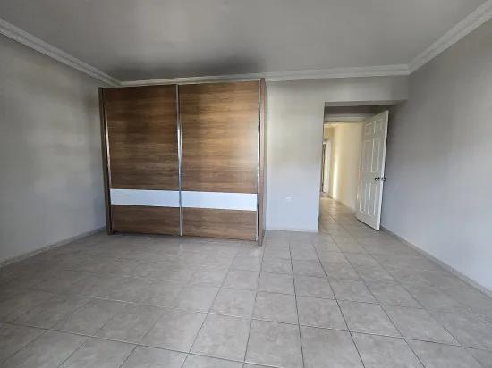Çıldır Район В Genç Bina 3+1 Квартира Сдаётся