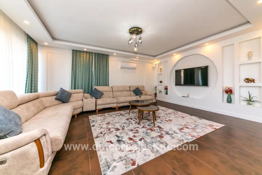 Faralya'da deniz manzaralı muhteşem bir villa