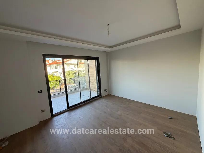 Marmaris Siteler Mah. Satılık 2+1 Daire - 90 m²