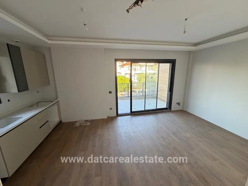 Marmaris Siteler Mah. Satılık 2+1 Daire - 90 m²