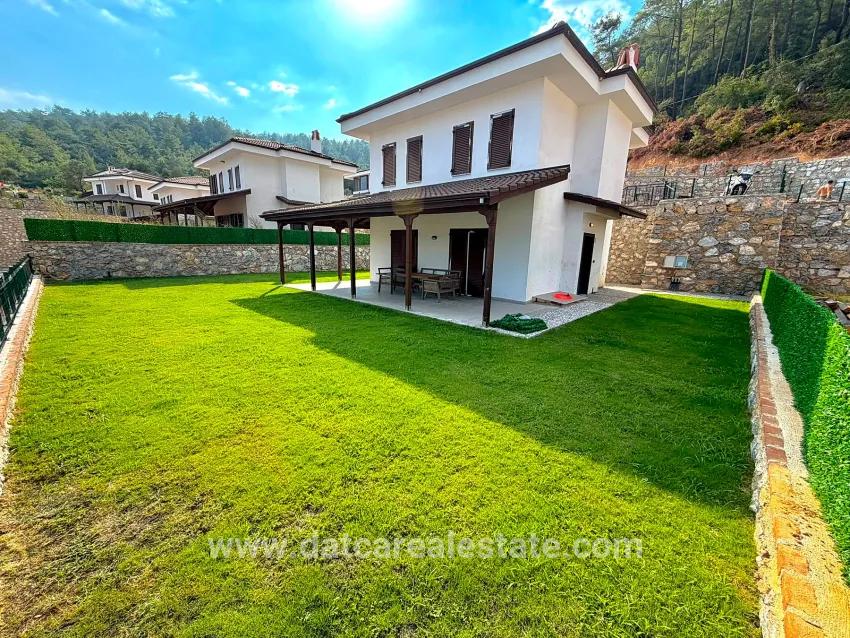 Marmaris Çetibeli Mah. Satılık 3+1 Villa - 140 m²