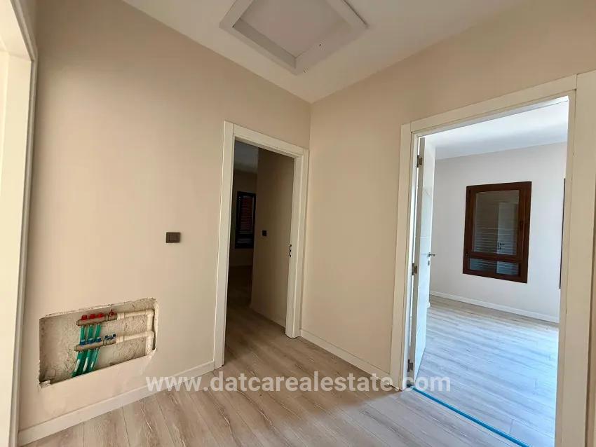 Marmaris Çetibeli Mah. Satılık 3+1 Villa - 140 m²