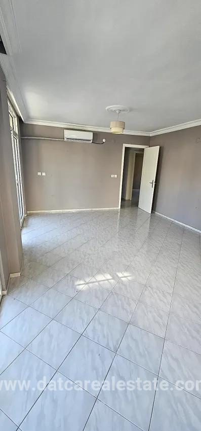 Marmaris Çıldır Mah. Kiralık 2+1 Daire - 130 m²
