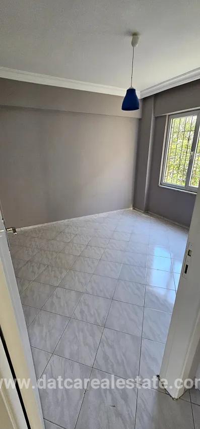 Marmaris Çıldır Mah. Kiralık 2+1 Daire - 130 m²