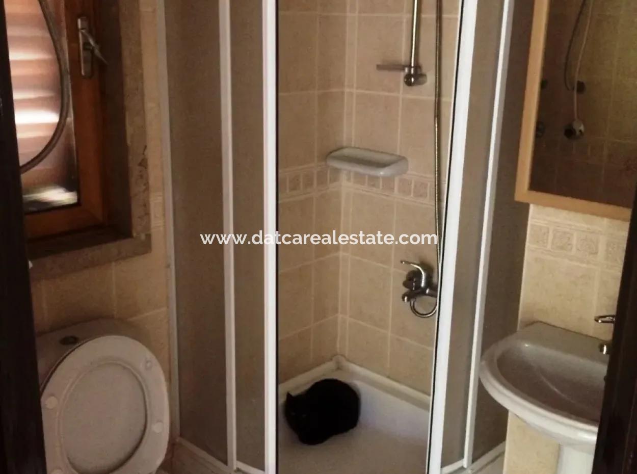 Marmaris Merkezinde 10 Odalı Havuzlu 2.500M2 Arsa İçinde Malikanemiz Satılıktır.