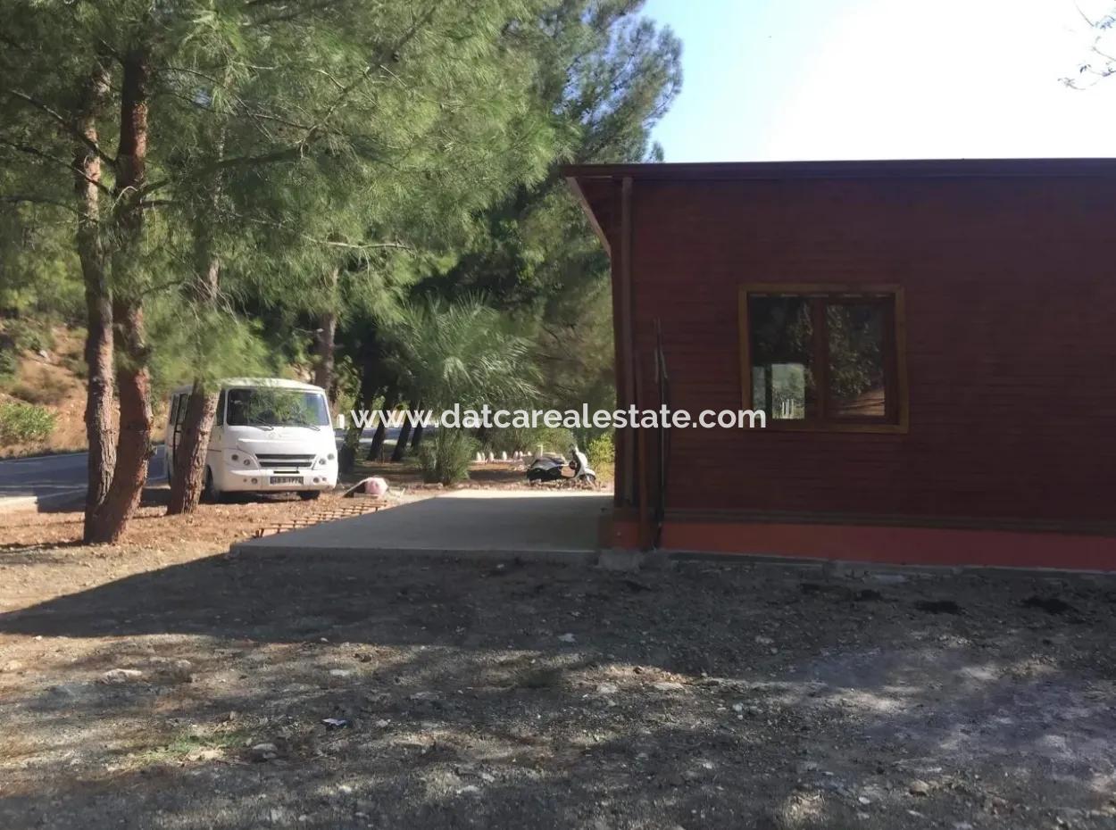 Turgut Köyünde Cadde Üzeri Satılık Hem İşyeri Hem 1 Oda 1 Salon Satılık Daire