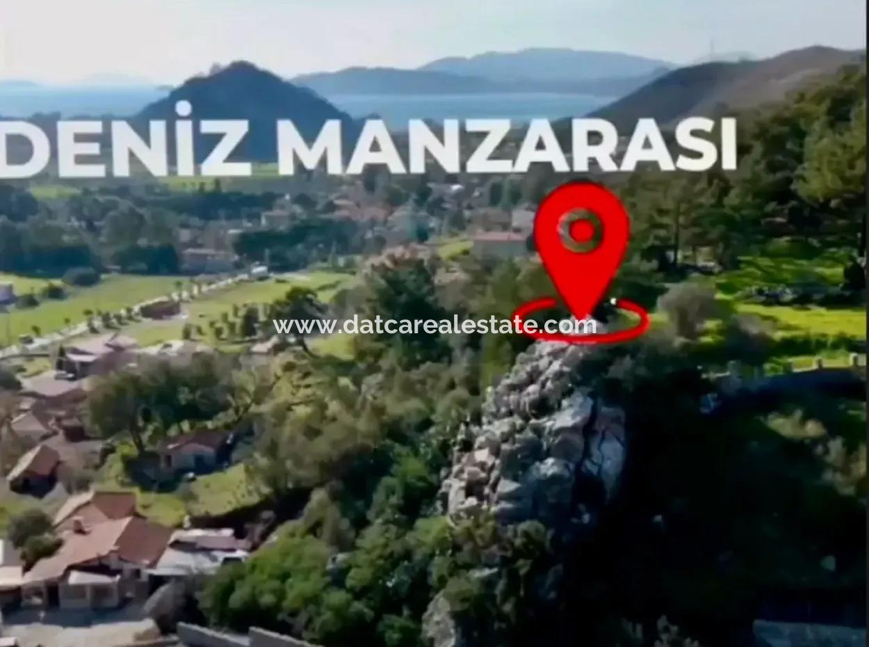 Marmaris Hisarönü Köyünde Deniz Manzaralı 2200 M2 Yerleşim Alanı İçerisinde Satılık Arsa