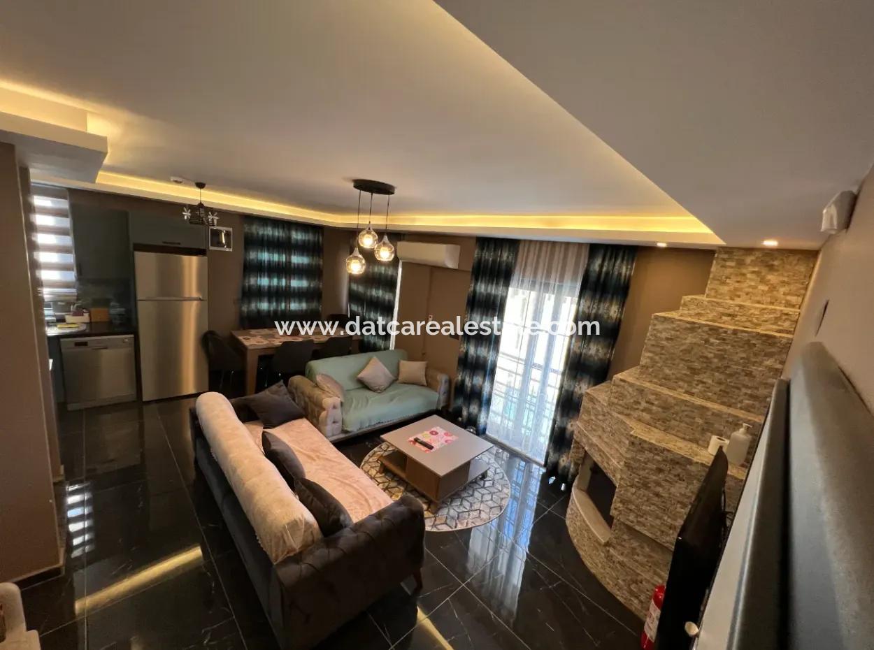 Marmaris Çetibeli Mahallesinde Tam Müstakil Yüzme Havuzlu 3 Oda 1 Salon 3 Banyo Ultra Lüks Günlük Kiralık Villa