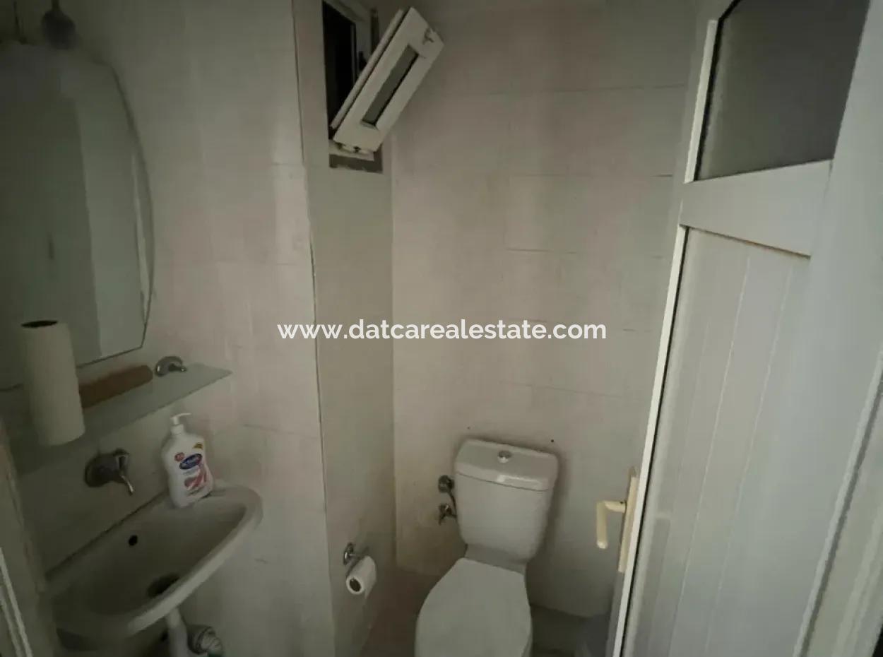 Marmaris Armutalan Merkezinde Anacadde Üzerinde 90M2 Satılık Dükkan