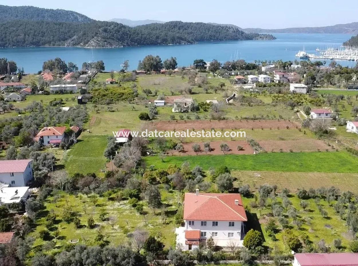 Emlakçıdan Marmaris Orhaniye Mahallesinde Denize Yakın 3700M2 Arsa İçerisinde 10 Odalı Zeytinlikler Arasında Çiftlik Evi