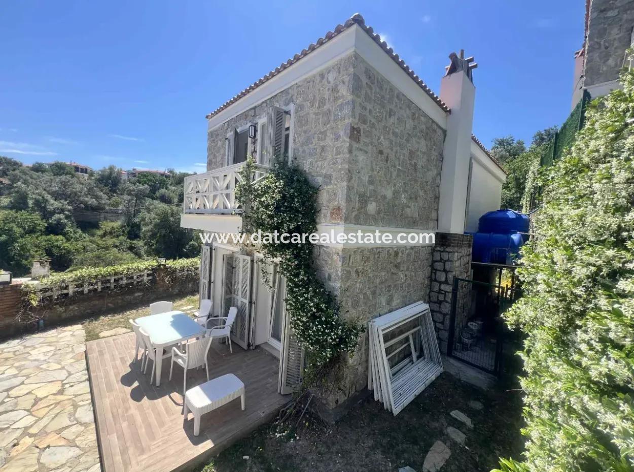 Marmaris İlçesi Selimiye Mahallesinde Muhteşem Deniz Manzaralı Yüzme Havuzlu 3 Oda 1 Salon 140M2 2 Adet Satılık Villa