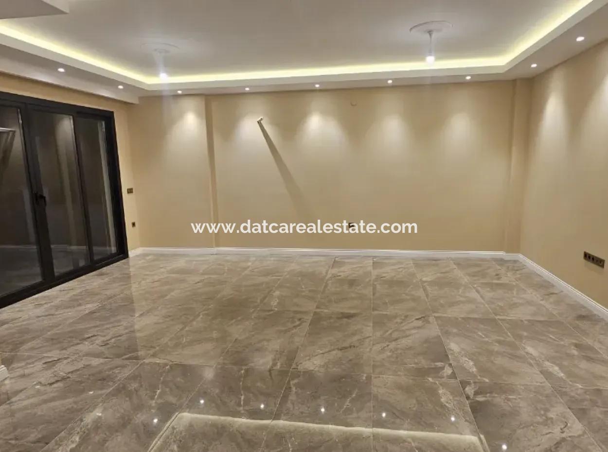 İçmeler Mahallesi 4+1 Tam Müstakil Sıfır Satılık Villa